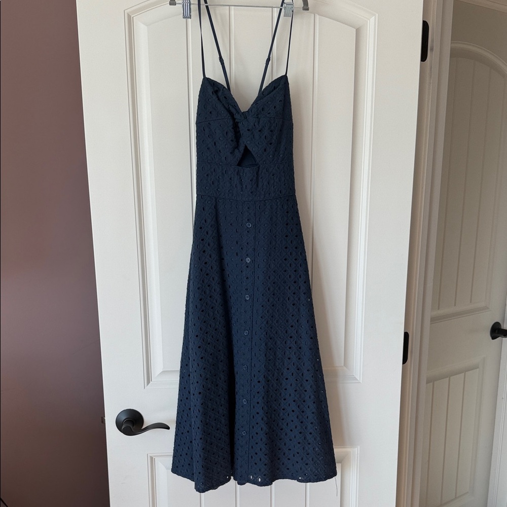 Elegant Blue Spaghetti Strap Midi Dress